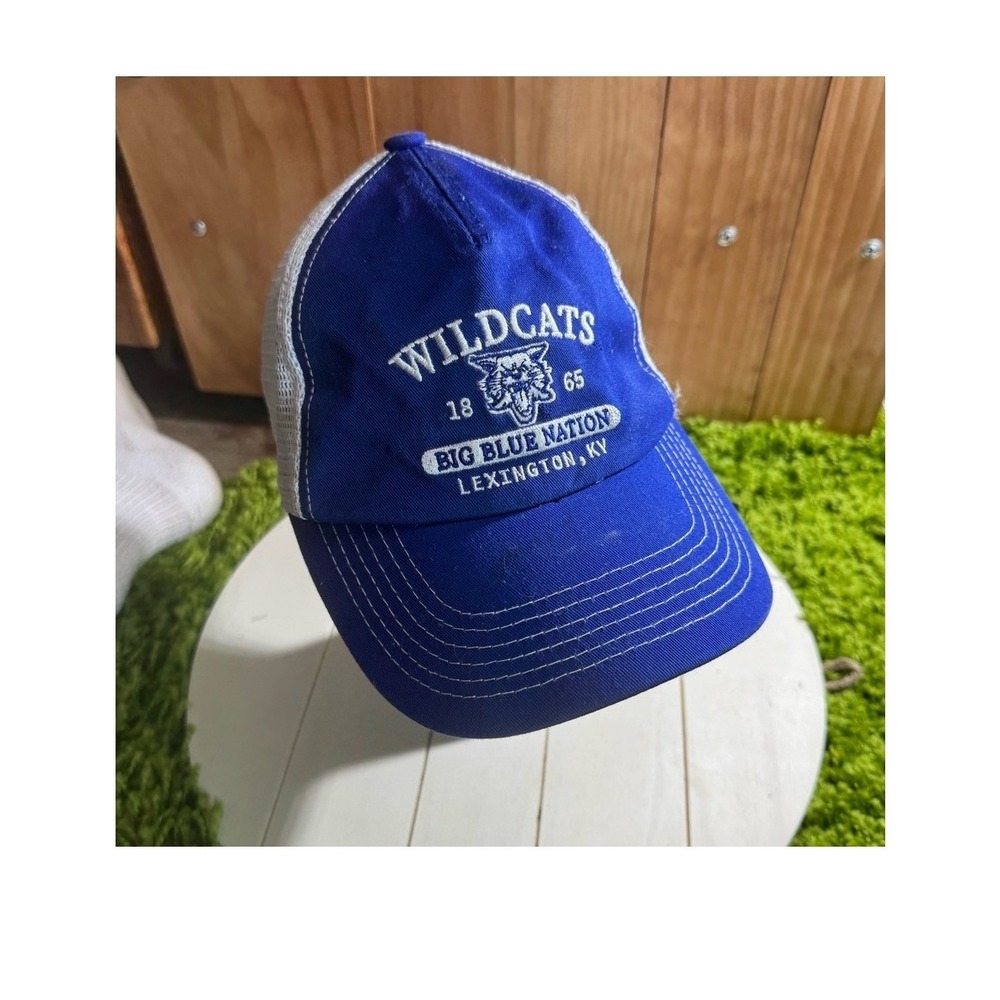 Kentucky Wildcats‎ Blue and White Cap